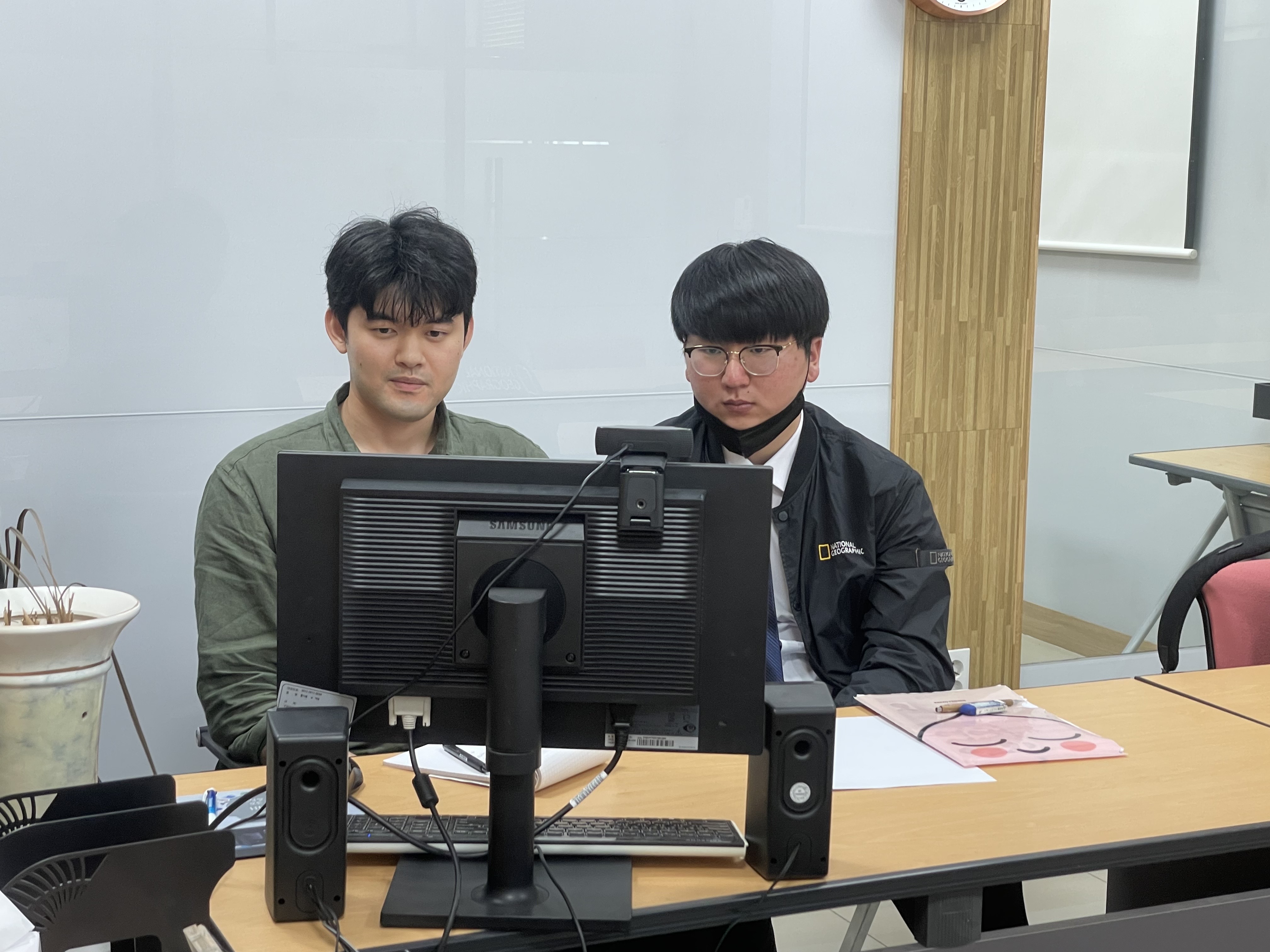 퍼솔크로스테크놀로지 희망자 2명 온라인설명회 및 면담회 실시